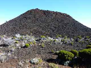 Piton prs du bord du rempart