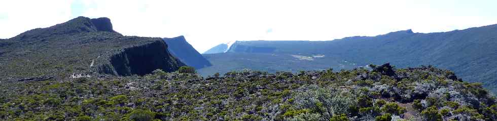 Rempart et Fond de la rivire de l'Est