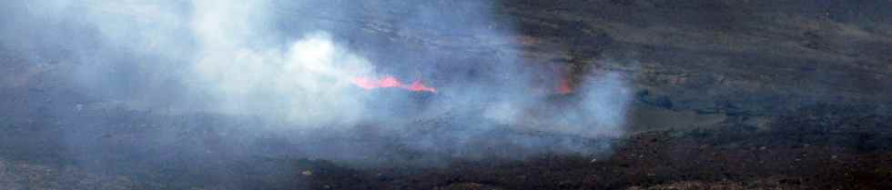 Eruption du 14 octobre 2010 vue du Piton de Bert
