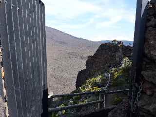 Portail - Baro - du Pas de Bellecombe - accès au volcan