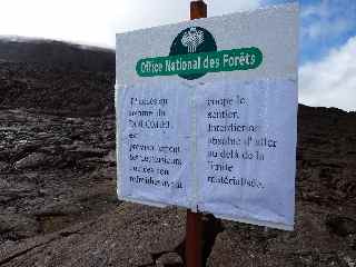 Fermeture du sentier vers le Dolomieu