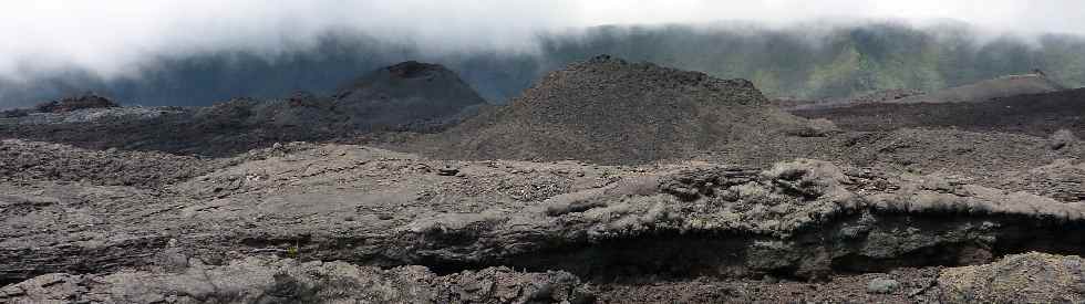 Cônes de l'éruption du 14 octobre 2010