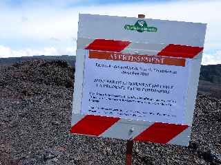 Panneau d'avertissement de la proximité des coulées de décembre 2010
