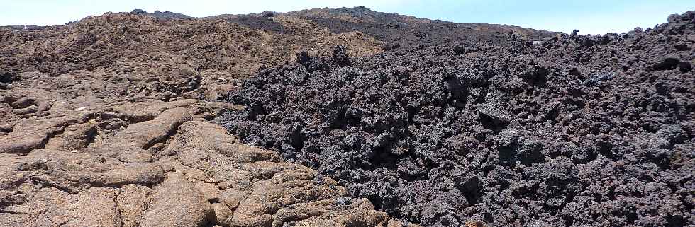 Piton de la Fournaise - Coules de dcembre 2010 - Laves cordes et gratons