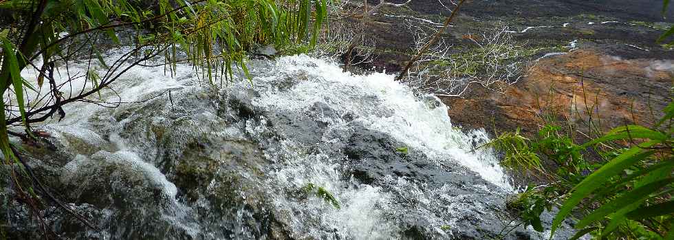 Le Tremblet, Grande Ravine Criais en crue - 8 avril 2011