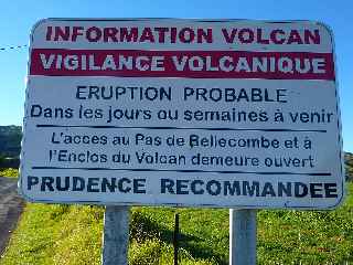 Panneau Vigilance volcanique - Piton de la Fournaise