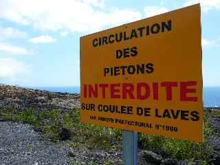 Circulation des pitons interdite sur coules de laves