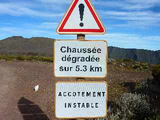 Route forestire du volcan - Piste dgrade sur 5,3 km - panneau