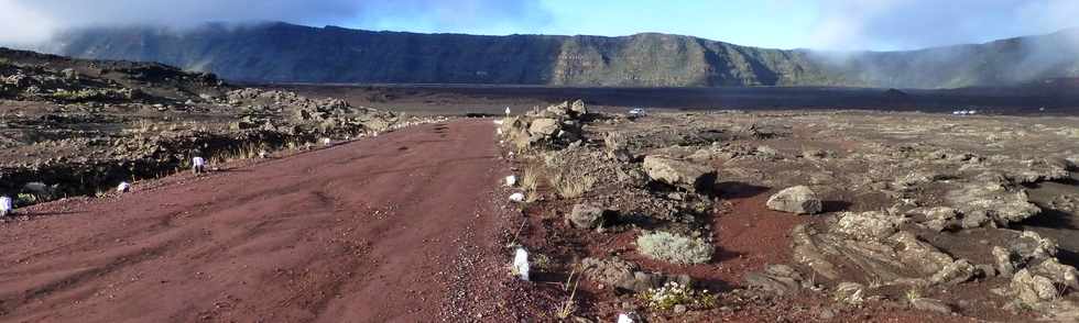 11 fvrier 2015 - Massif du Piton de la Fournaise - RF dfonse dans la Plaine des Sables