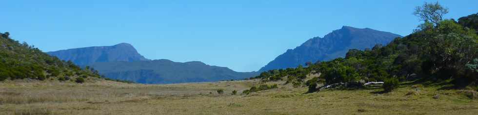 23 mai 2015 - Massif du Piton de la Fournaise - PIton Argamasse - Mare -