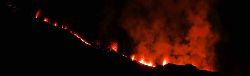 24ot 2015 - Eruption du Piton de la Fournaise - 4 de l'anne !