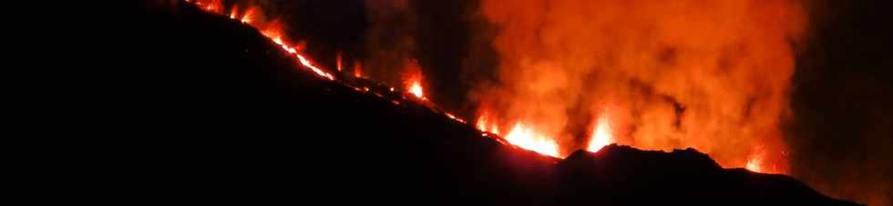 24ot 2015 - Eruption du Piton de la Fournaise - 4 de l'anne !