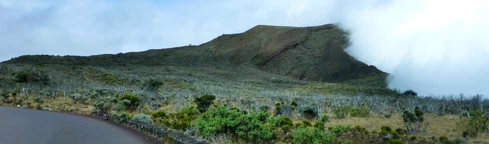 26 mai 2016 - Eruption au Piton de la Fournaise - Ile de la Réunion -  Route du volcan, Pente Zézé