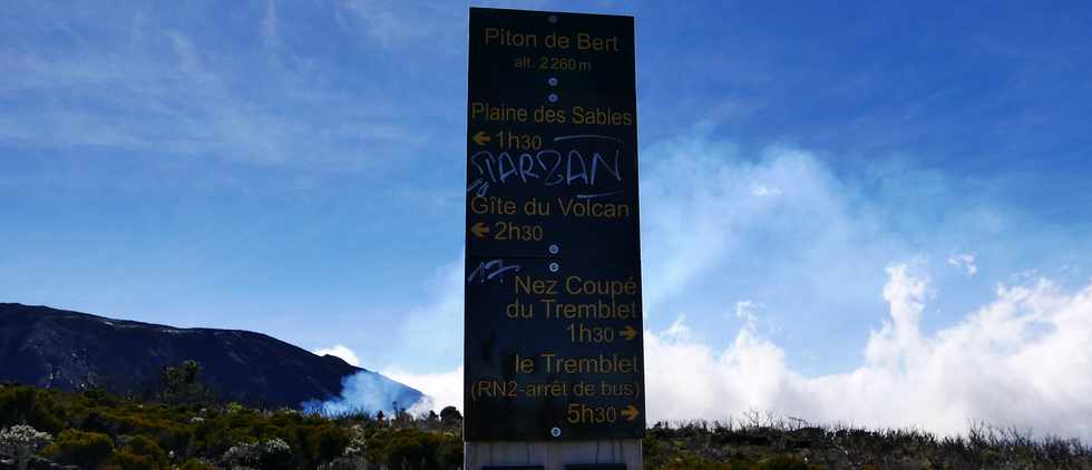 14 juillet 2017 - Ile de la Runion - Eruption au Piton de la Fournaise -  Sentier du Piton de Bert -