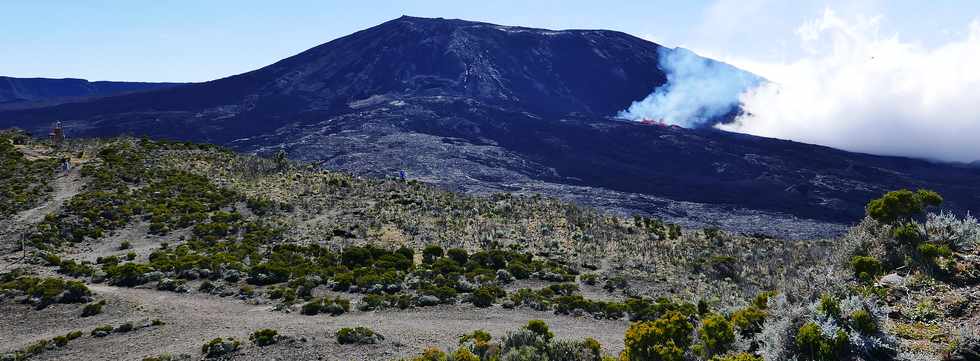 14 juillet 2017 - Ile de la Runion - Eruption au Piton de la Fournaise - Vue depuis le Piton de Bert