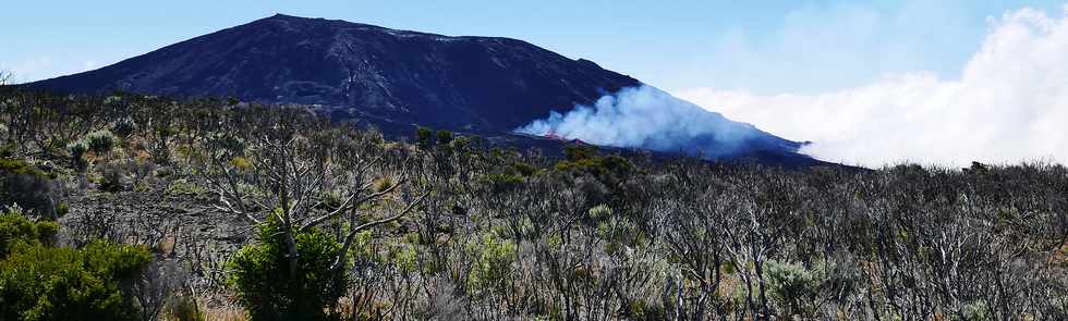 14 juillet 2017 - Ile de la Runion - Eruption au Piton de la Fournaise - Vue depuis le Piton de Bert