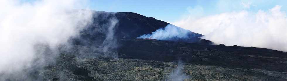 14 juillet 2017 - Ile de la Runion - Eruption au Piton de la Fournaise - Vue depuis le Piton de Bert