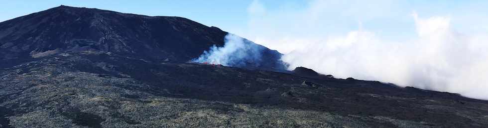 14 juillet 2017 - Ile de la Runion - Eruption au Piton de la Fournaise - Vue depuis le Piton de Bert