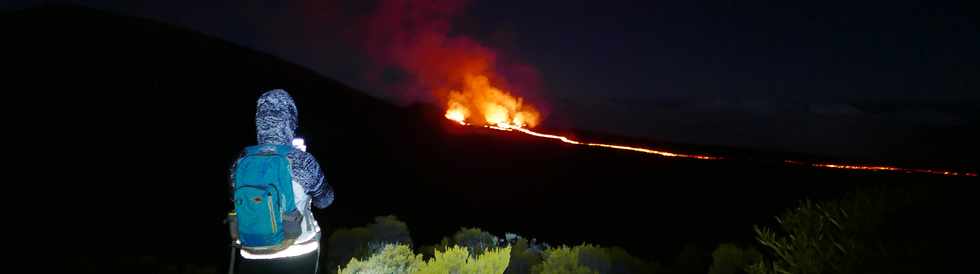 29 avril 2018 - Piton de la Fournaise - Eruption du 27 avril 2018  proximit du cratre Rivals -