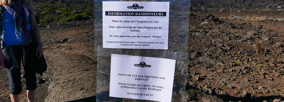 29 avril 2018 - Piton de la Fournaise - Eruption du 27 avril 2018  proximit du cratre Rivals -