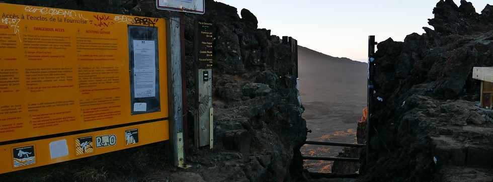 15 aot 2018 - Massif du Piton de la Fournaise - Pas de Bellecombe -  Baro ouvert -