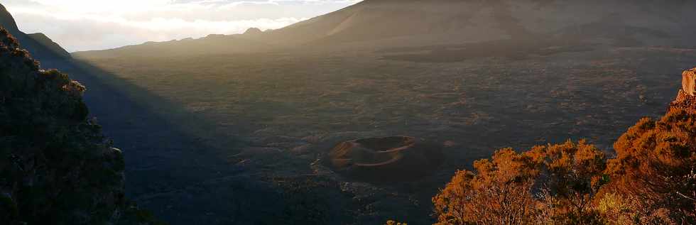 15 aot 2018 - Massif du Piton de la Fournaise - Pas de Bellecombe -  Formica Lo