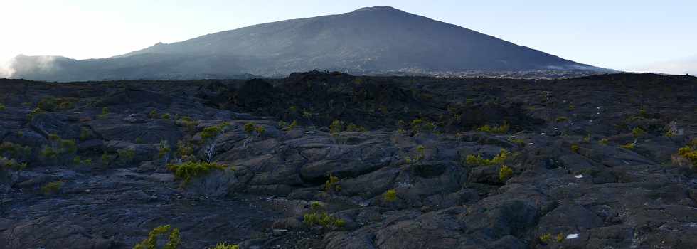 15 aot 2018 - Massif du Piton de la Fournaise - Enclos Fouqu - Sentier du cratre Rivals