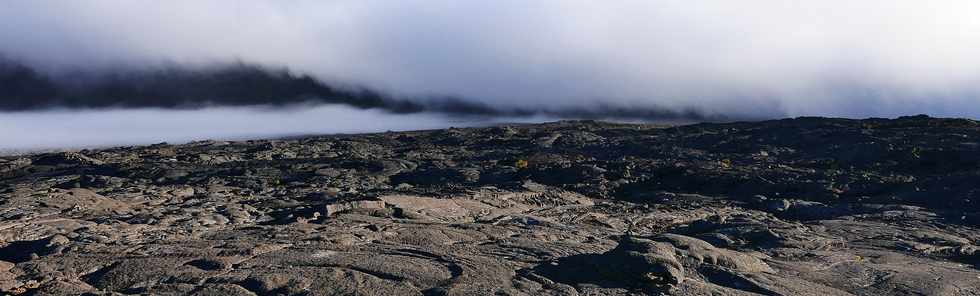 15 aot 2018 - Massif du Piton de la Fournaise - Enclos Fouqu - Sentier du cratre Rivals