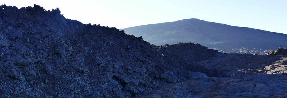 15 aot 2018 - Massif du Piton de la Fournaise - Enclos Fouqu - Sentier du cratre Rivals