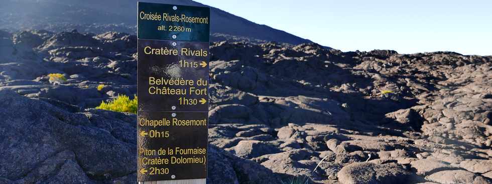 15 aot 2018 - Massif du Piton de la Fournaise - Enclos Fouqu - Sentier du cratre Rivals - Croise Rivals - Josmont