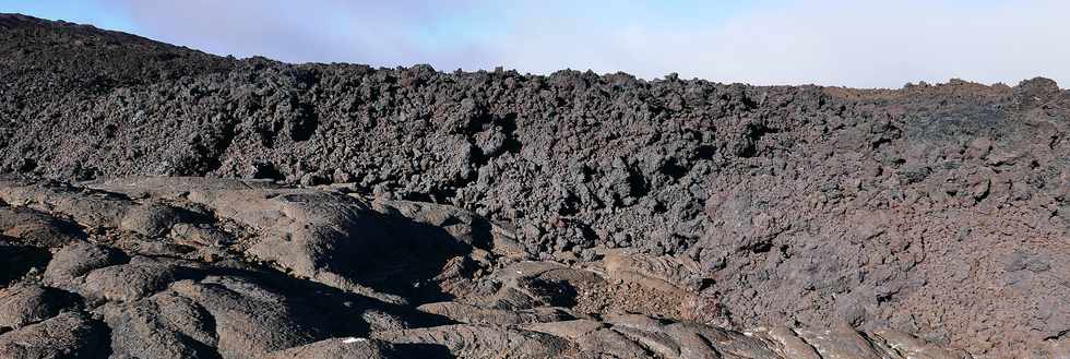 15 aot 2018 - Massif du Piton de la Fournaise - Enclos Fouqu -  Bretelle Rivals - Josmont  - Traverse de la coule amont du 13 juillet 2018