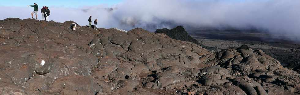 15 aot 2018 - Massif du Piton de la Fournaise - Enclos Fouqu -  Vue sur la coule du 13 juillet 2018