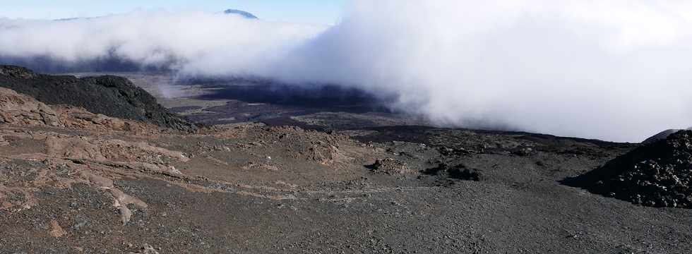 15 aot 2018 - Piton de la Fournaise - Sentier d'accs au cratre Dolomieu