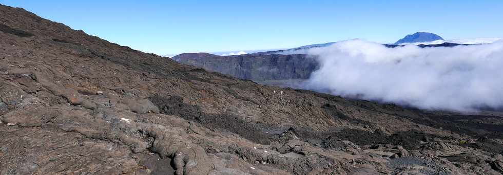 15 aot 2018 - Piton de la Fournaise - Sentier d'accs au cratre Dolomieu