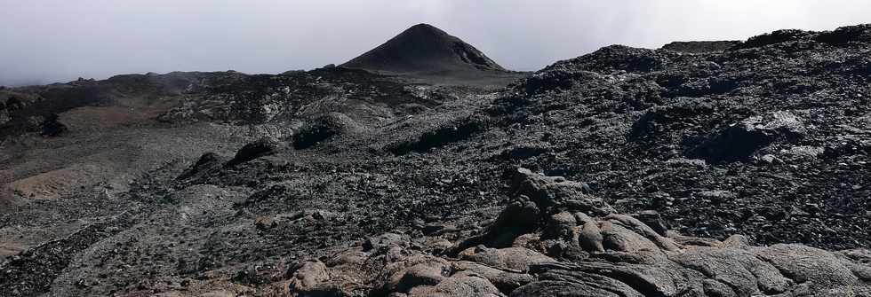 15 aot 2018 - Piton de la Fournaise - Sentier d'accs au cratre Dolomieu