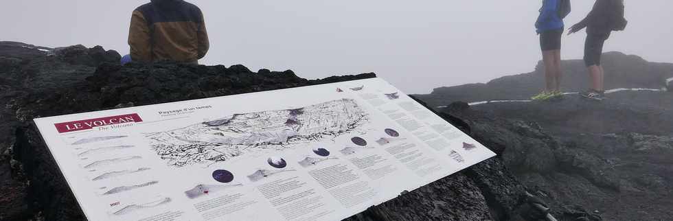 15 aot 2018 - Piton de la Fournaise - Plateforme d'observation du cratre Dolomieu