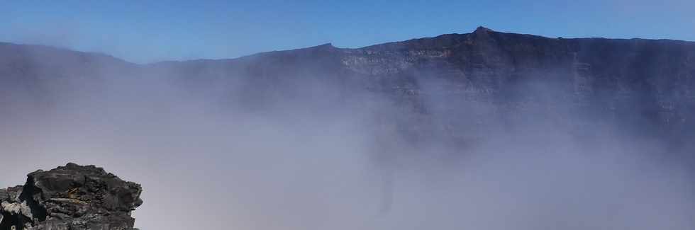 15 aot 2018 - Piton de la Fournaise - Plateforme d'observation du cratre Dolomieu