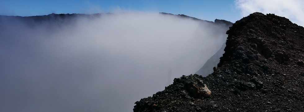 15 aot 2018 - Piton de la Fournaise - Plateforme d'observation du cratre Dolomieu