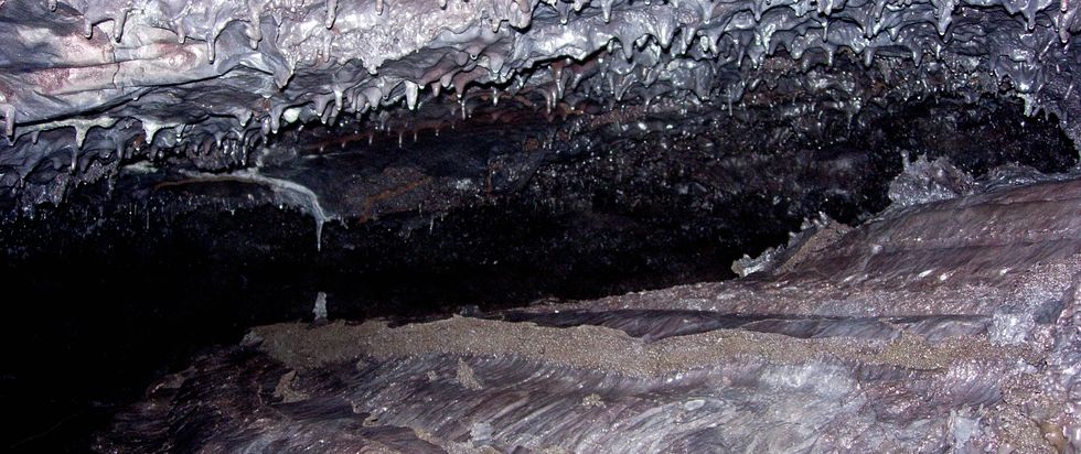 Tunnel de lave 2004