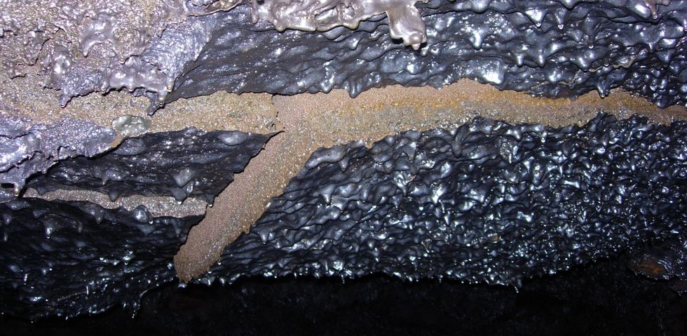 Tunnel de lave 2004
