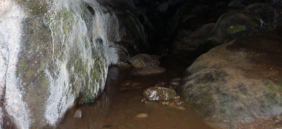 Les Makes -Tunnel de lave