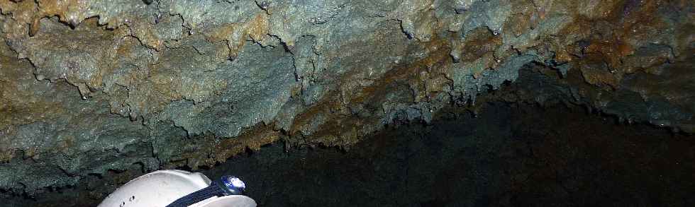 Piton de la Fournaise - Tunnel de lave