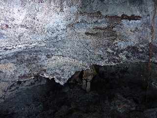 Tunnel de lave dans la coule de 1800