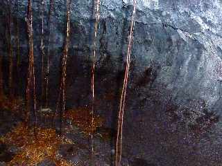 Tunnel de lave dans la coule de 1800