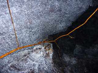 Tunnel de lave dans la coule de 1800