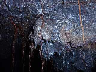 Tunnels de lave de la coule 2004 - Piton de la Fournaise