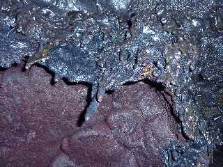 Tunnels de lave de la coule 2004 - Piton de la Fournaise