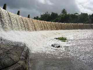 Tempte Hennie, radier submerg de la rivire d'Abord