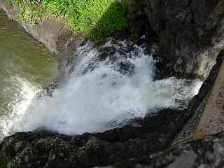 Ravine des Cafres, chute d'eau dans le bassin Dix-Huit