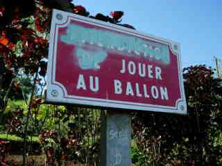 Jouer au ballon